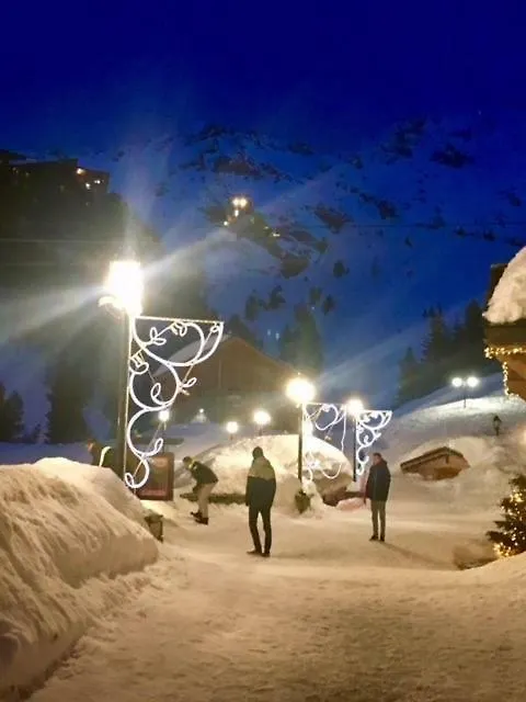 Premium 4 Bed Ski-In & Out Apartment Arc 1950 Les Arcs