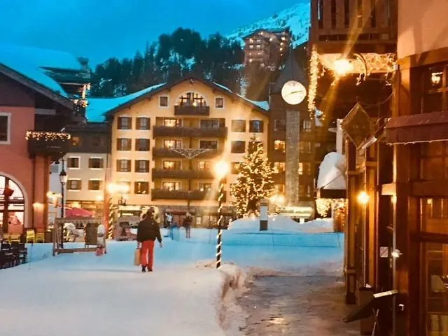 Premium 4 Bed Ski-In & Out Apartment Arc 1950 Les Arcs   Les Arcs (Savoie)